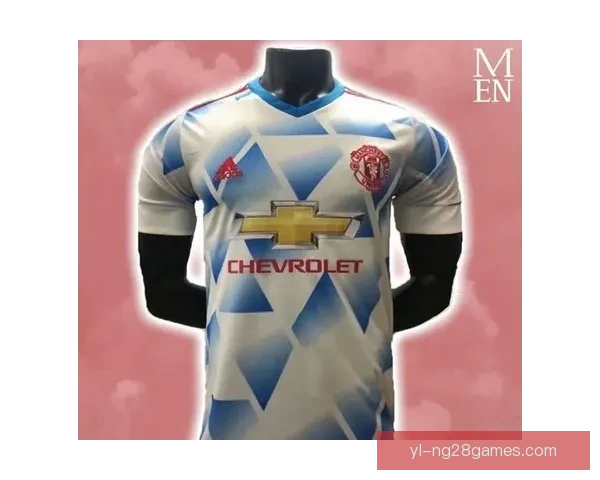 越南队红球衣中国队白战袍亮相